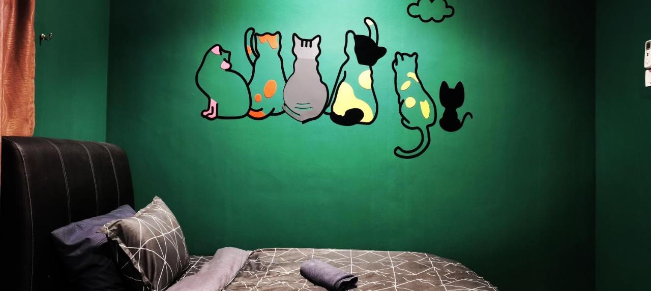 Cozy Forest Themed Homestay 4 Bedroom Куала-Лумпур Экстерьер фото